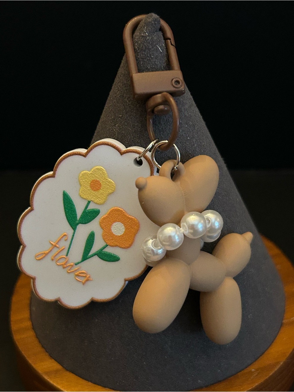 Mint Beige or Brown Balloon Dog Keychain Zipper Pull with Flower Tag NWT - Picture 1 of 8